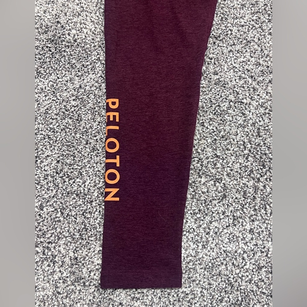 Peloton Navy and Burgundy Leggings - Picture 8 of 12